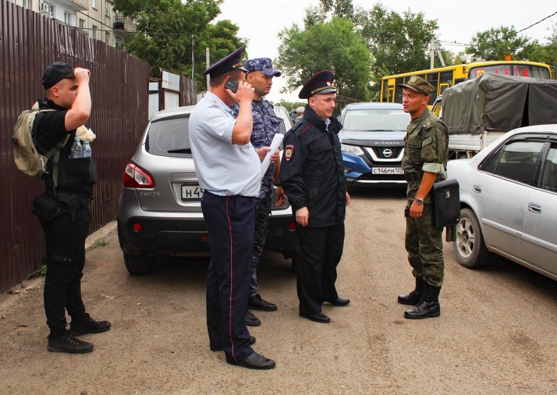 Сотрудники правоохранительных ведомств провели учения с директорами школ Лесозаводска Приморского края